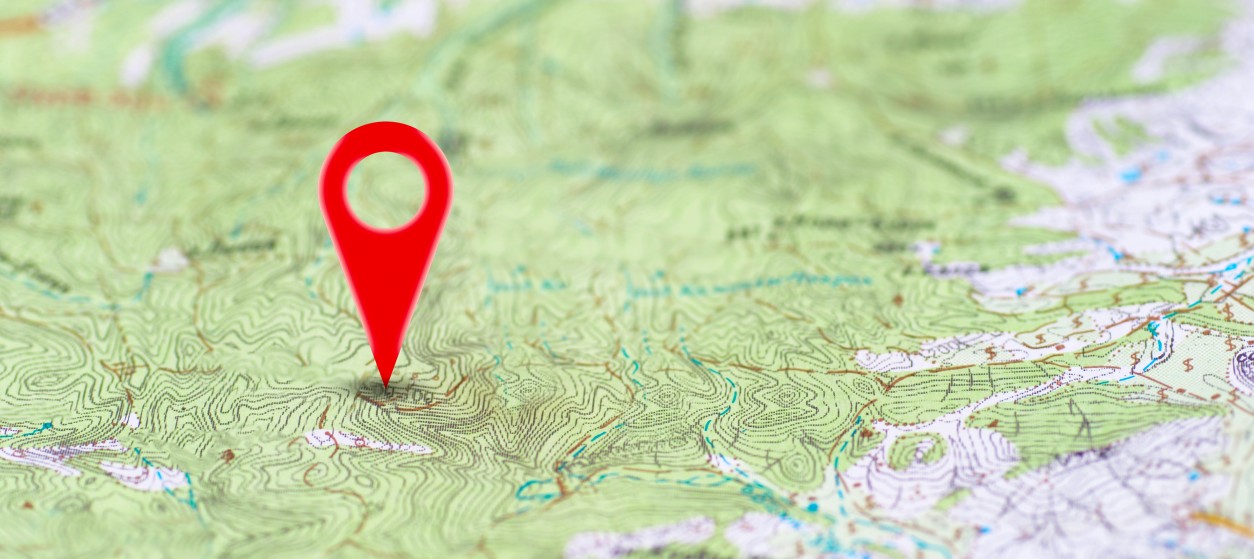 Location Aware Services: A New Wave of Analytics for Business Intelligence